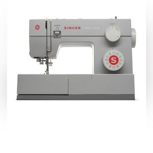 SINGER® Heavy Duty 44S Mechanical Sewing Machine,  - NEW IN BOX